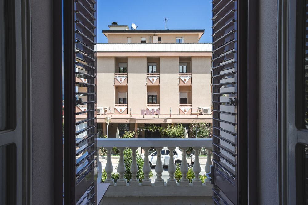 Hotel Eden Viserbella di Rimini Exterior foto